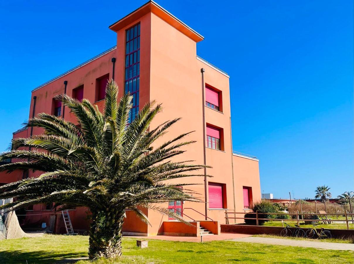טירניה Regina Beach Holiday Apartments מראה חיצוני תמונה