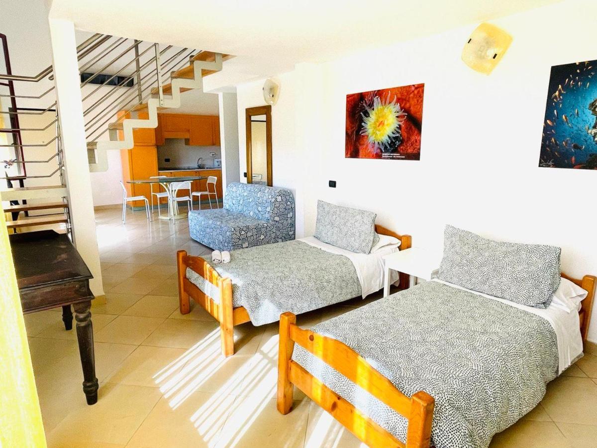 טירניה Regina Beach Holiday Apartments מראה חיצוני תמונה