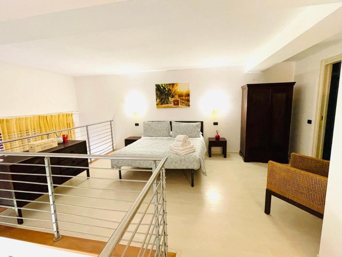 טירניה Regina Beach Holiday Apartments מראה חיצוני תמונה