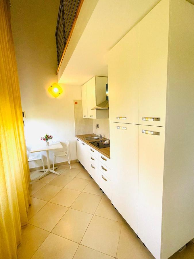טירניה Regina Beach Holiday Apartments מראה חיצוני תמונה