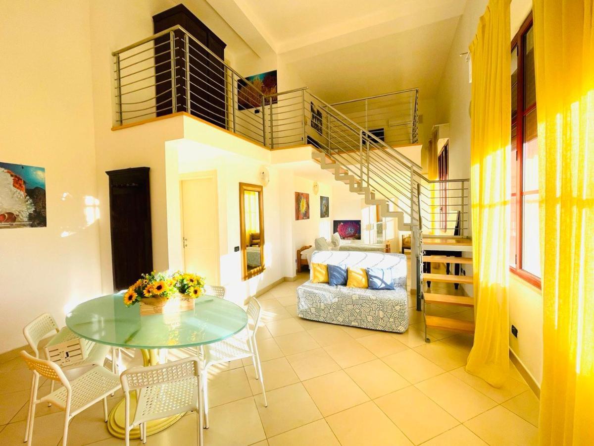 טירניה Regina Beach Holiday Apartments מראה חיצוני תמונה