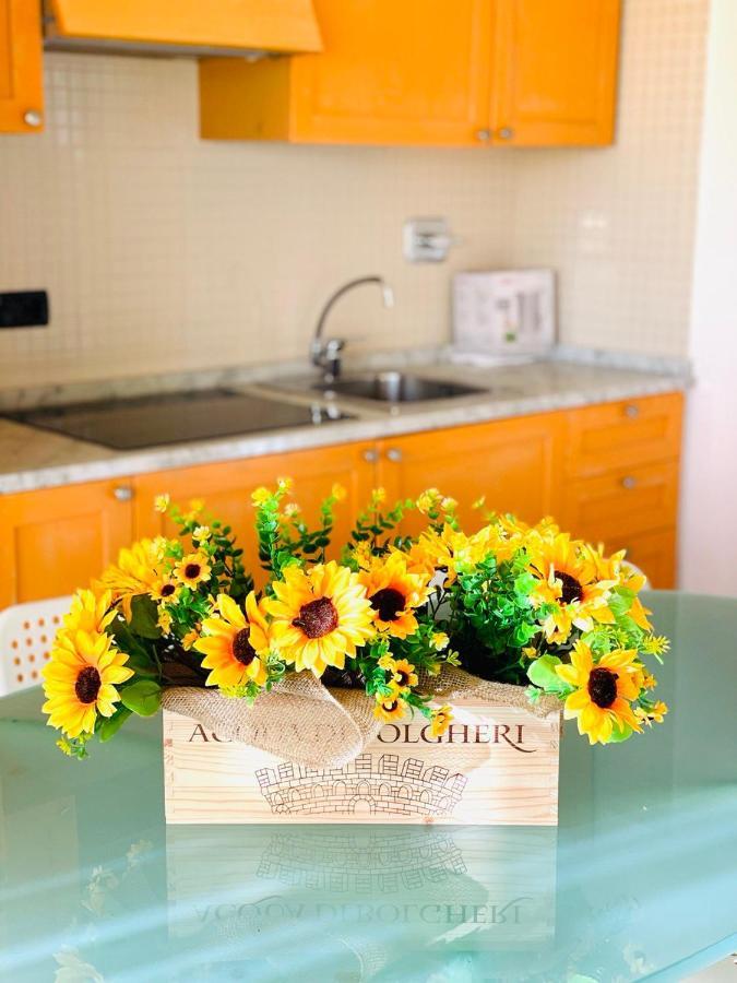 טירניה Regina Beach Holiday Apartments מראה חיצוני תמונה