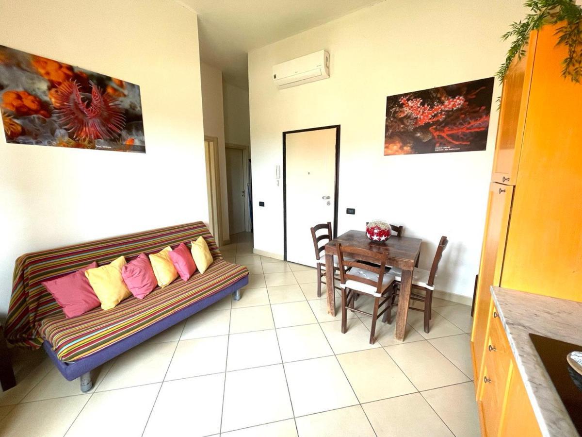 טירניה Regina Beach Holiday Apartments מראה חיצוני תמונה