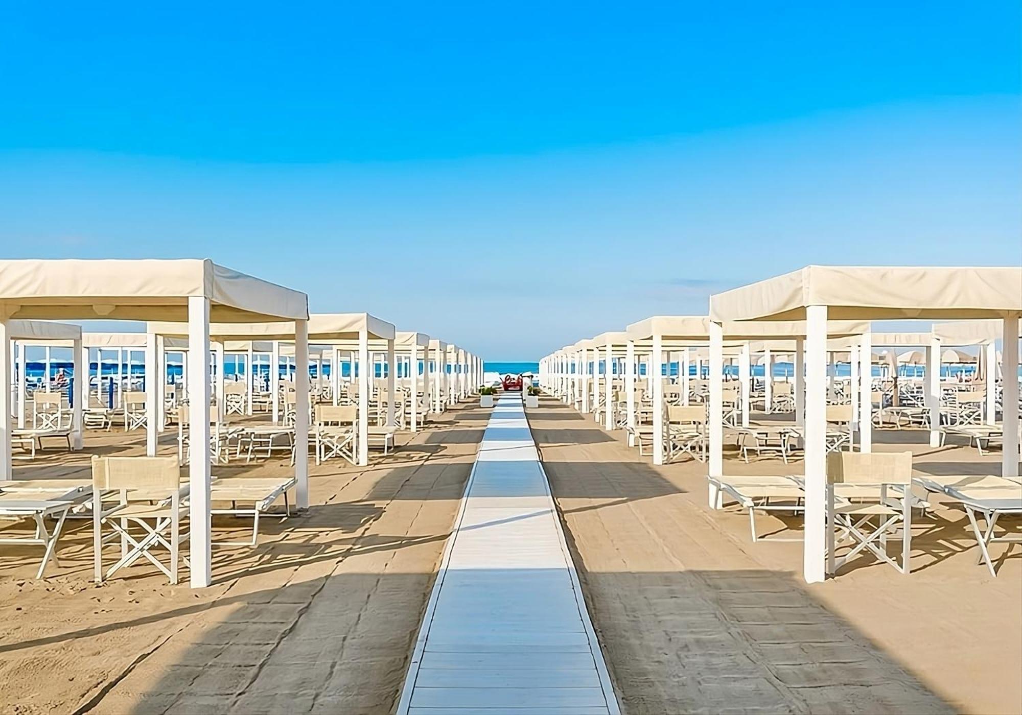 טירניה Regina Beach Holiday Apartments מראה חיצוני תמונה